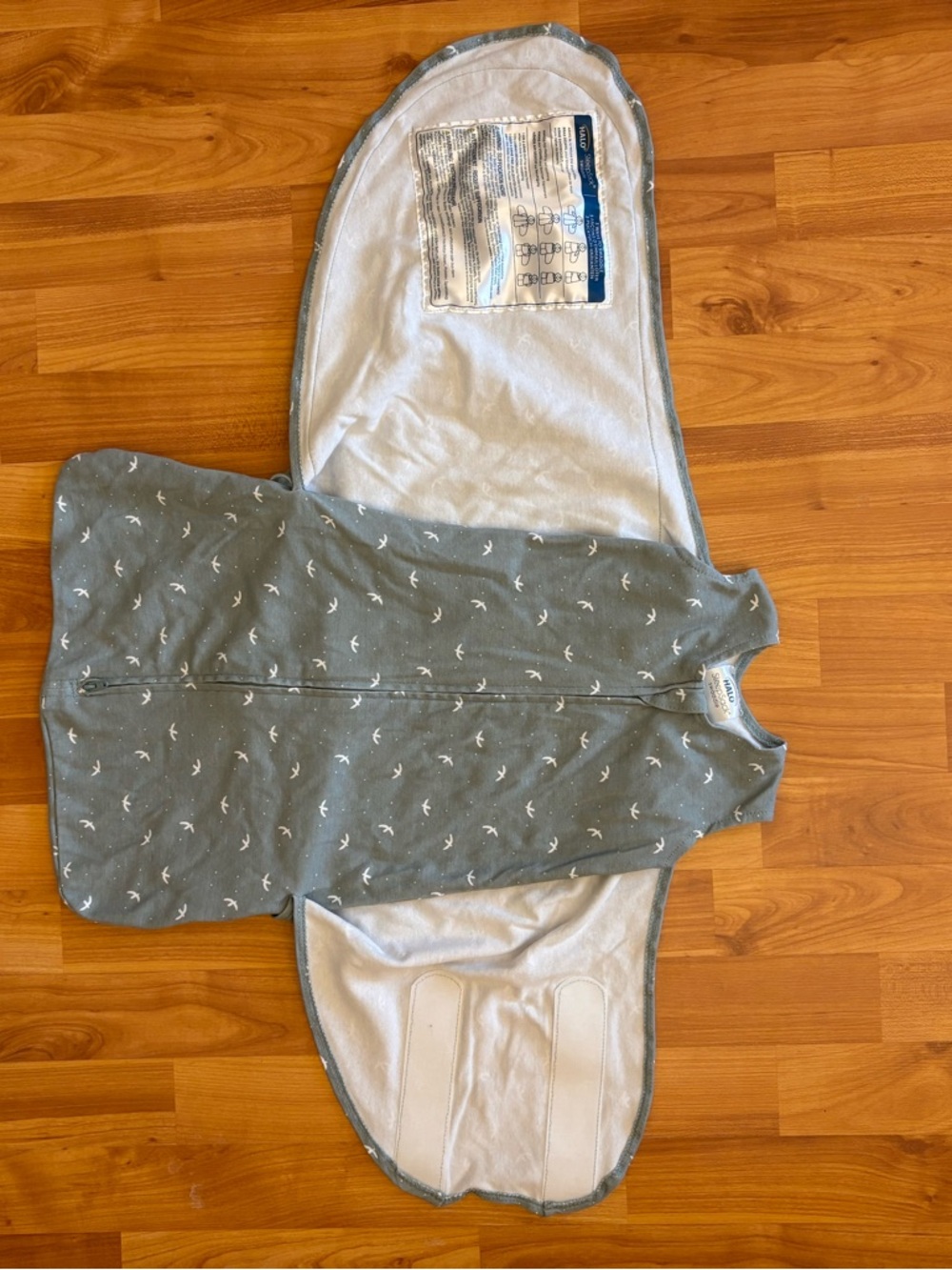 Halo 100% cotton sleepsack swaddle (newborn) - Picture 2 of 3
